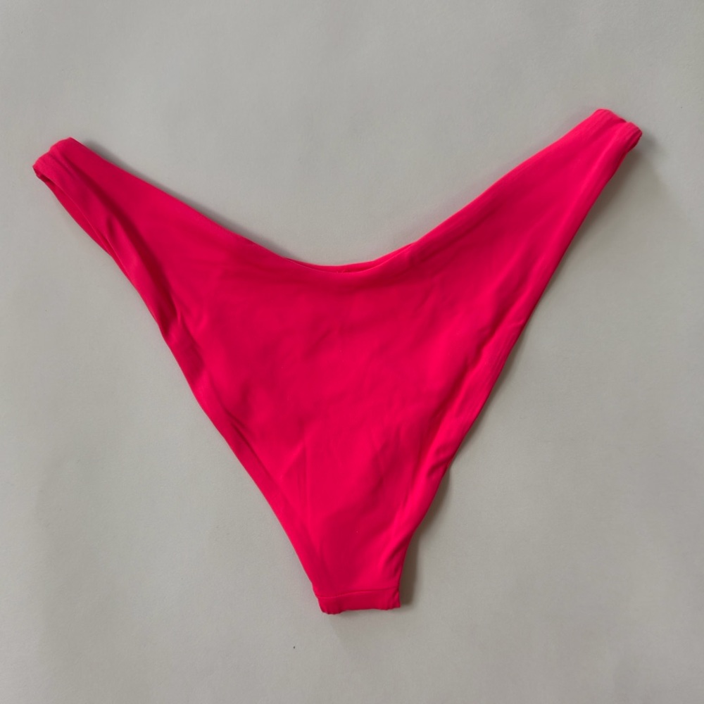 L*SPACE Cabana Bikini Bottom in Hot Pink - Picture 6 of 10